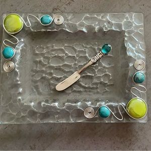 Cheese Plate and Knife by Norpro. Clear plate and 18/10 Stainless knife